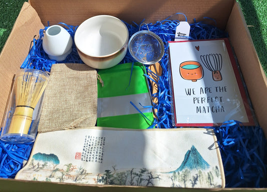 Matcha Gift Box – Rituel japonais à offrir (Anniversaire ou Love Edition au choix 💌🎂)