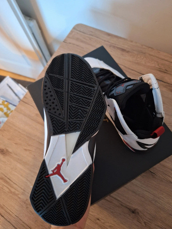 Jordan True Flight - White/Black/Red - Size 44 new