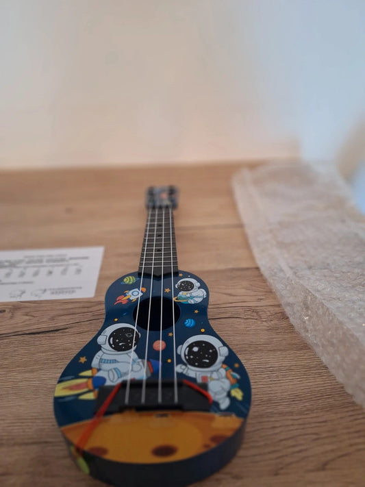 🌟 Magnifique ukulélé pour enfants - Thème astronaute 🚀🎶