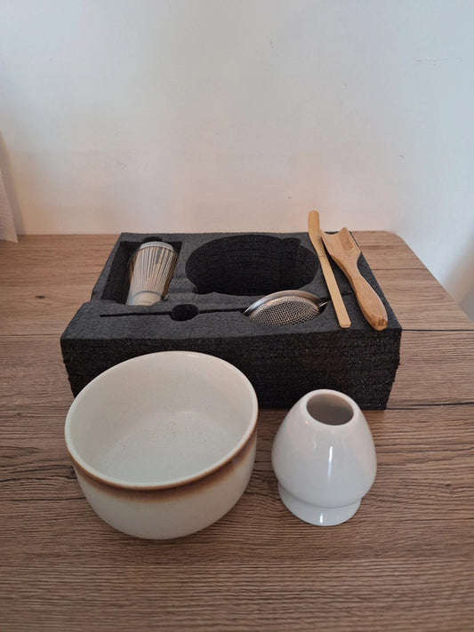 Shirokage (白影) — Coffret Cérémonial Matcha Pureté Blanche