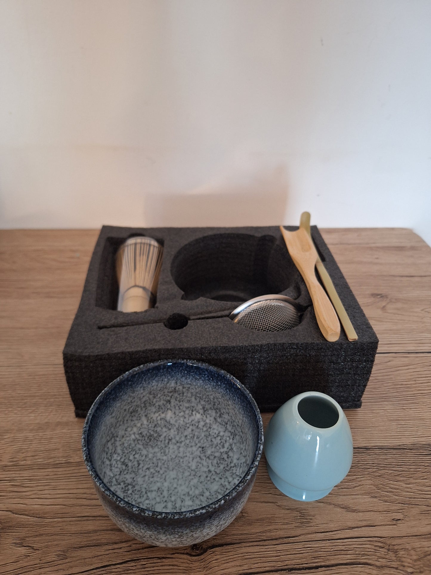 Aozora (青空) — Blue Sky Matcha Box - A breath of freshness and serenity
