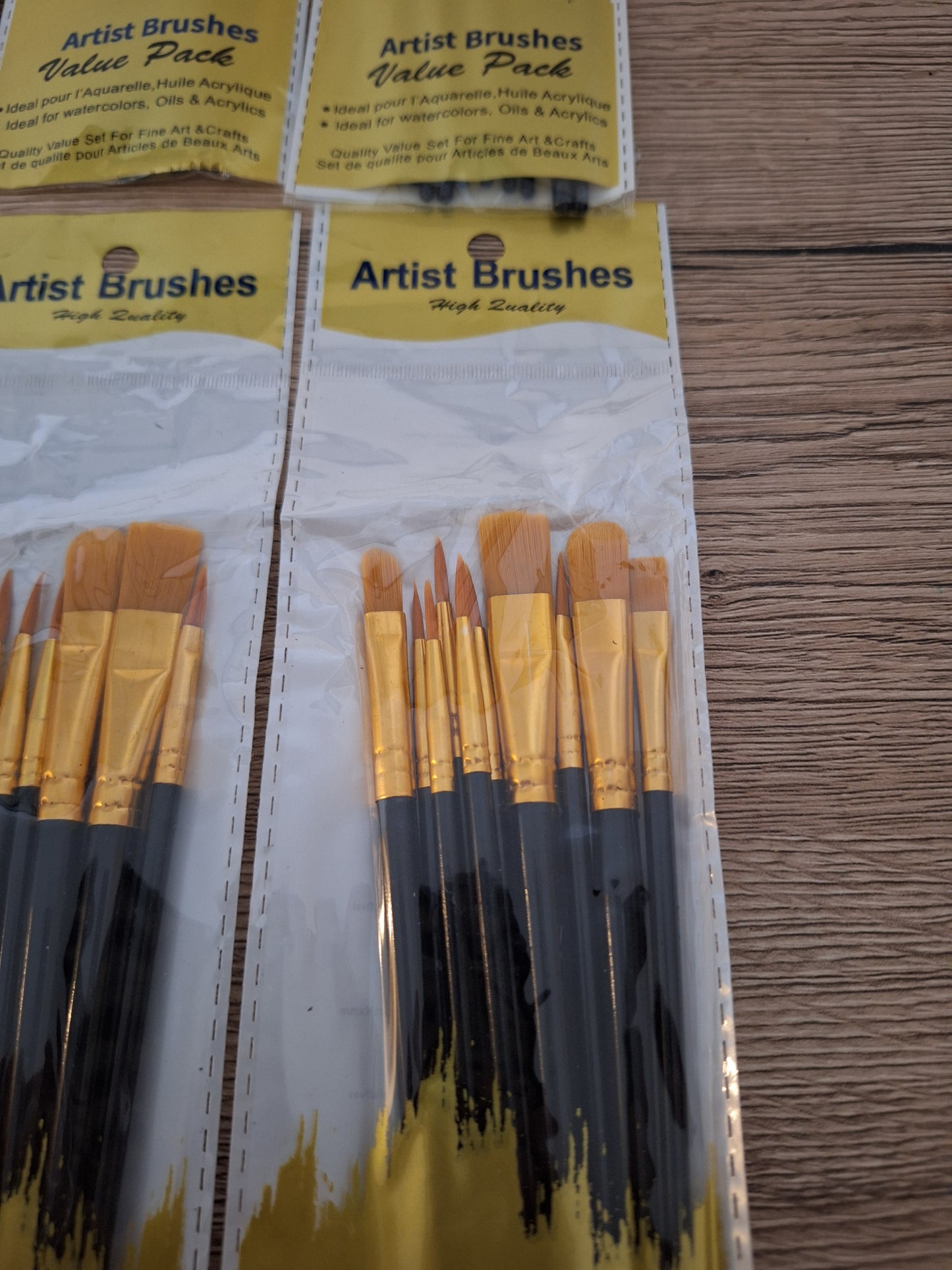 Pack of 40 brushes - Premium nylon - Black, blue or purple handle