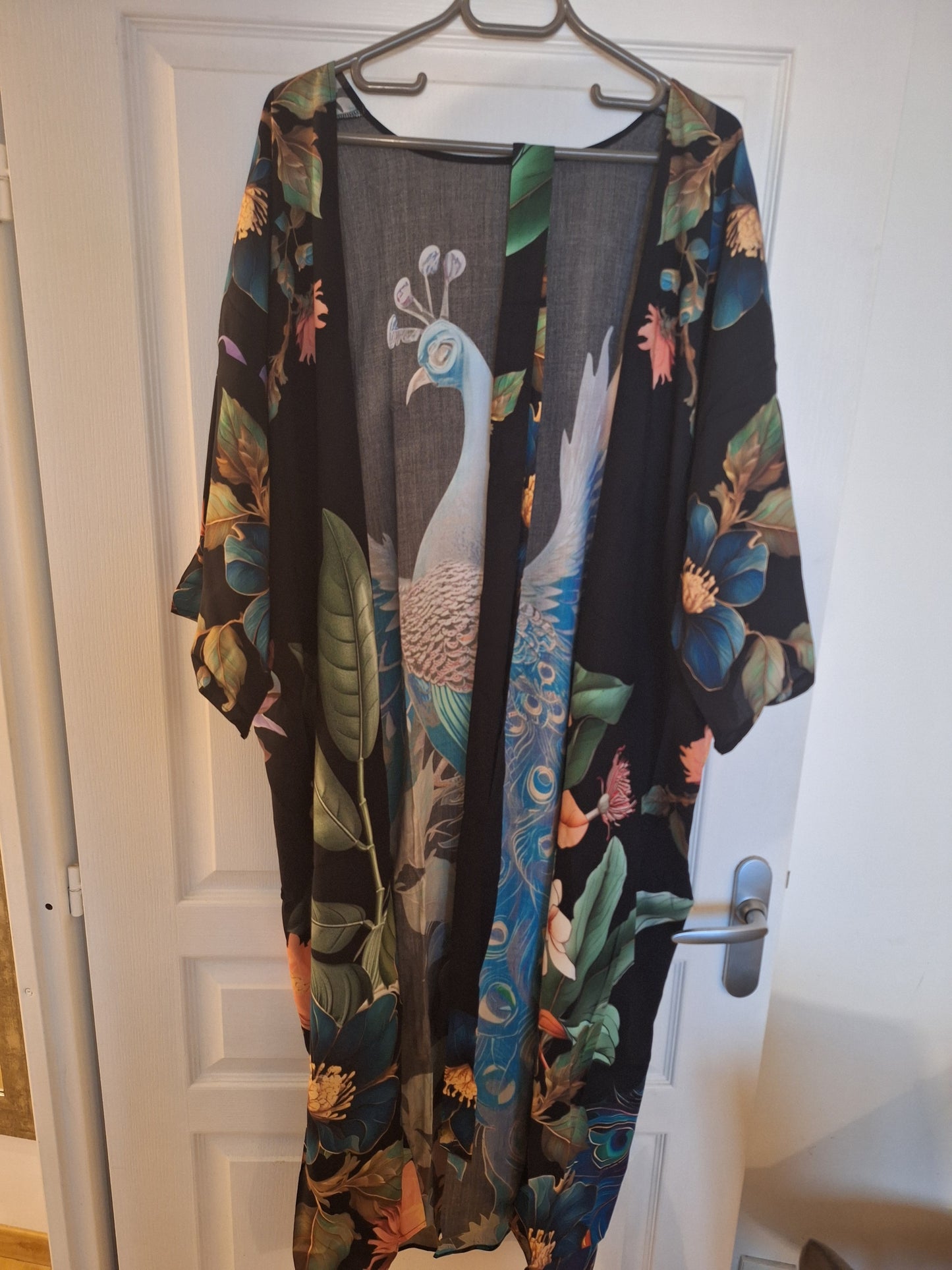 Peacock Print Kimono - Plus Size 🌸 | Black Bohemian Cardigan for Beach or Vacation