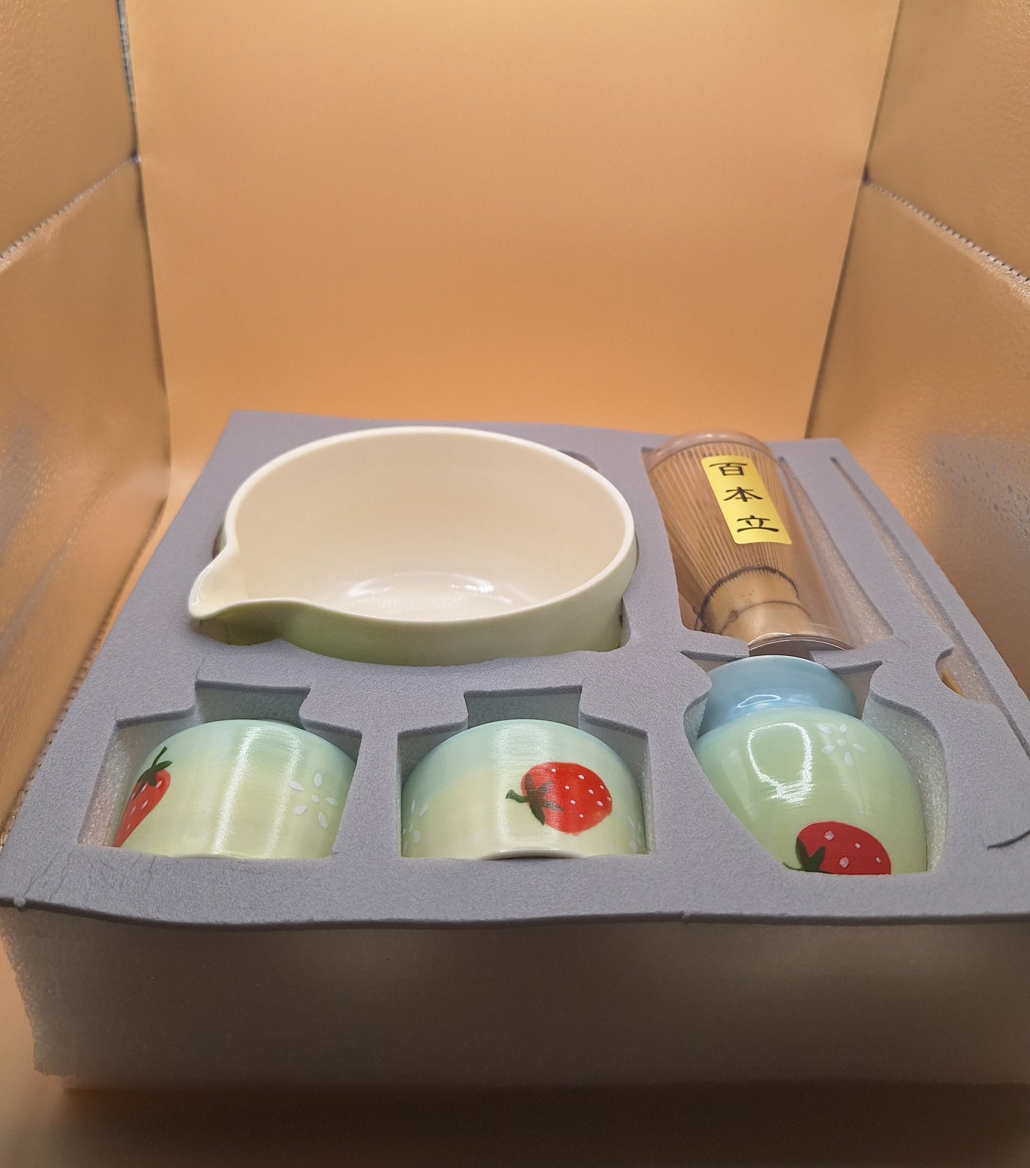 6-piece ceramic Matcha set – Benitsubu (紅粒) Strawberry paradise 🍓