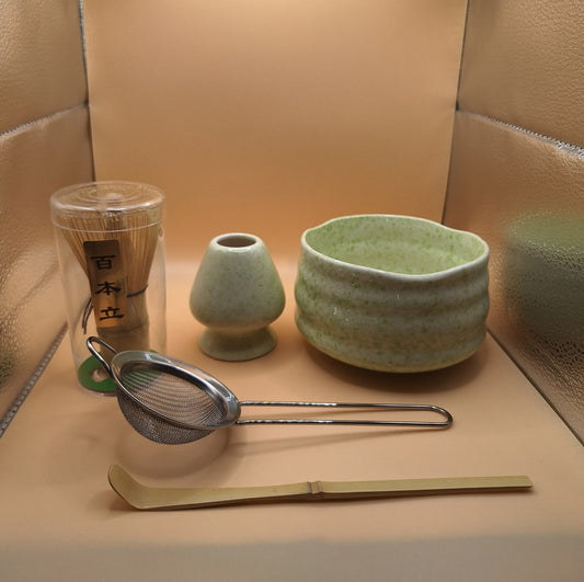 🟢 **Set Matcha 5 pièces – Mekimeki (メキメキ) Le Pointilliste