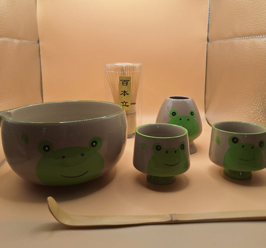🐸 Set Matcha 6 pièces - Kaeru (カエル) La grenouille joyeuse