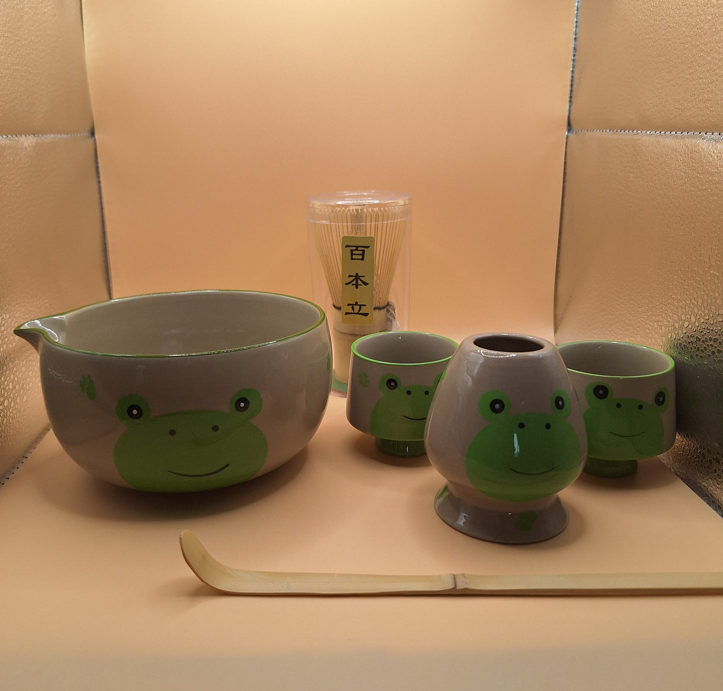 🐸 Set Matcha 6 pièces - Kaeru (カエル) La grenouille joyeuse