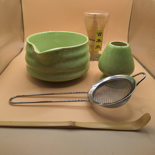 🟢 **Set Matcha 5 pièces – Mekimeki (メキメキ) Le Pointilliste