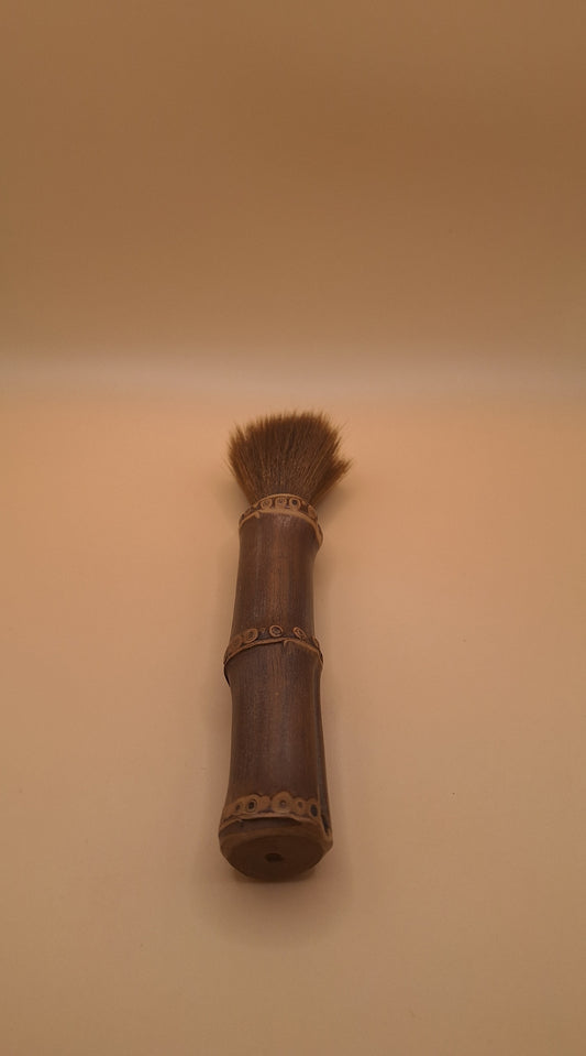 🌿 Brosse de Nettoyage en Bambou Naturel – Design Traditionnel & Poils Durables