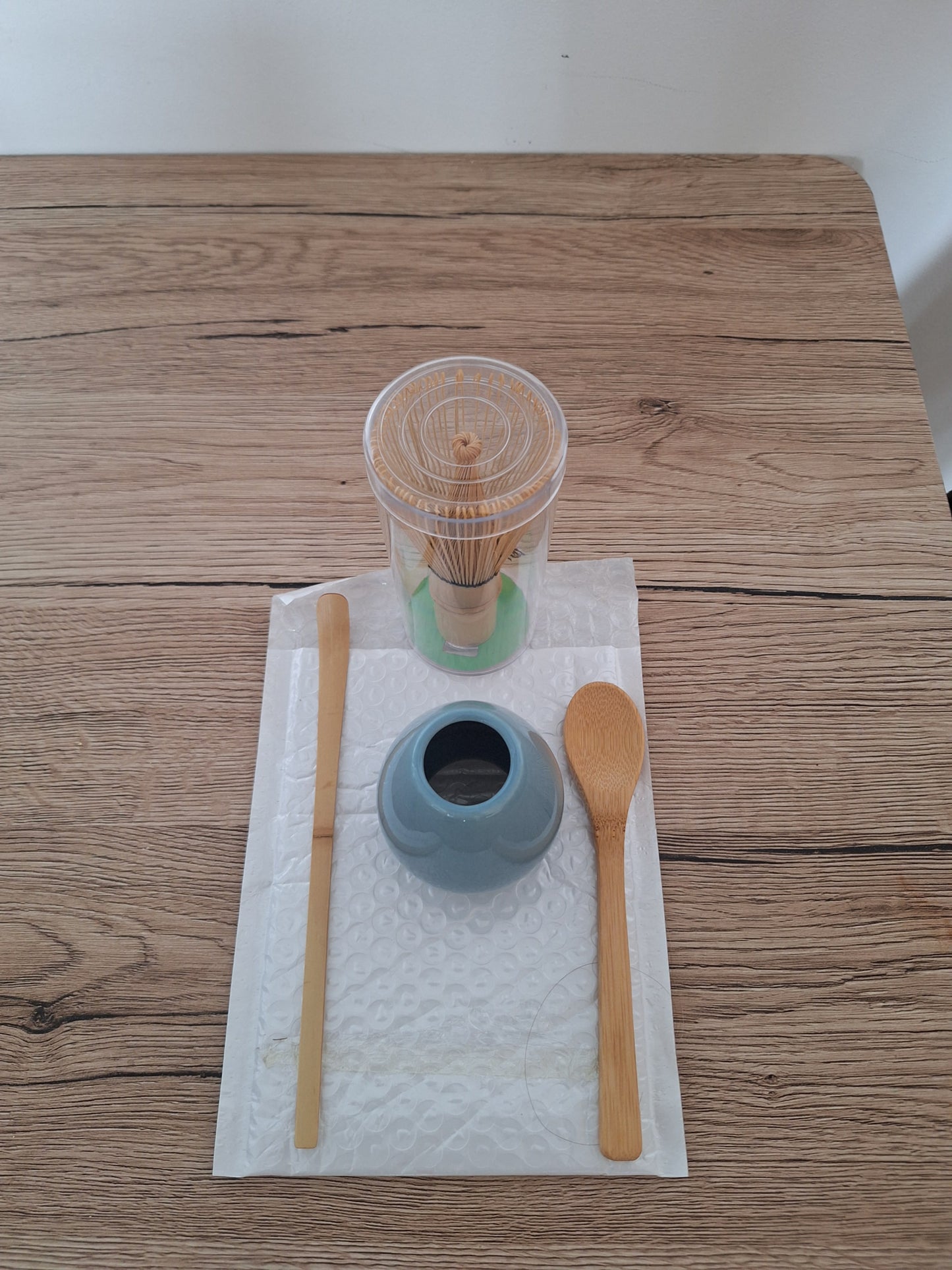 🌿 Kit Cérémonie du Thé Matcha Japonais – 4 pièces neuves 🌿Bleu intense ✨ Élégance et tradition au rendez-vous