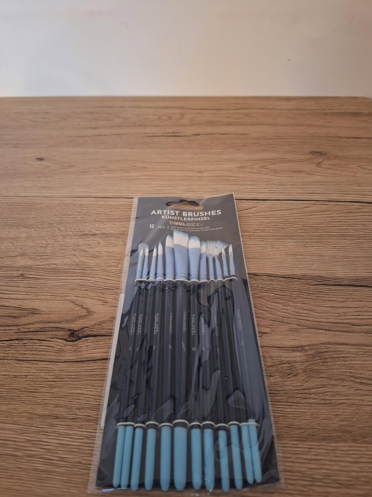 Premium 12-Piece Artist Brush Set – For All Your Artistic Creations 🎨