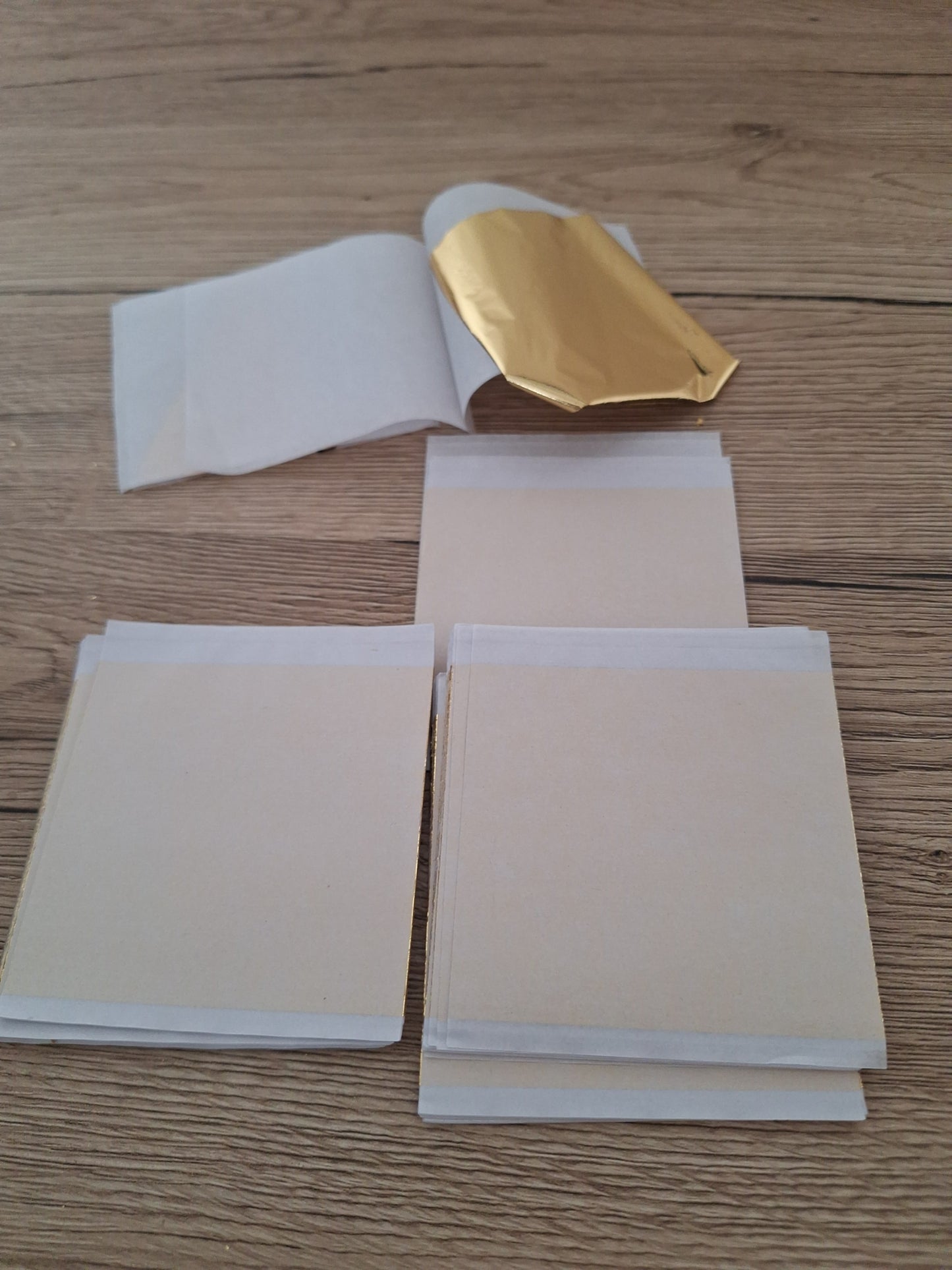 100 Gold Leaf Sheets – Art Paper for DIY, Scrapbooking & Home Decor