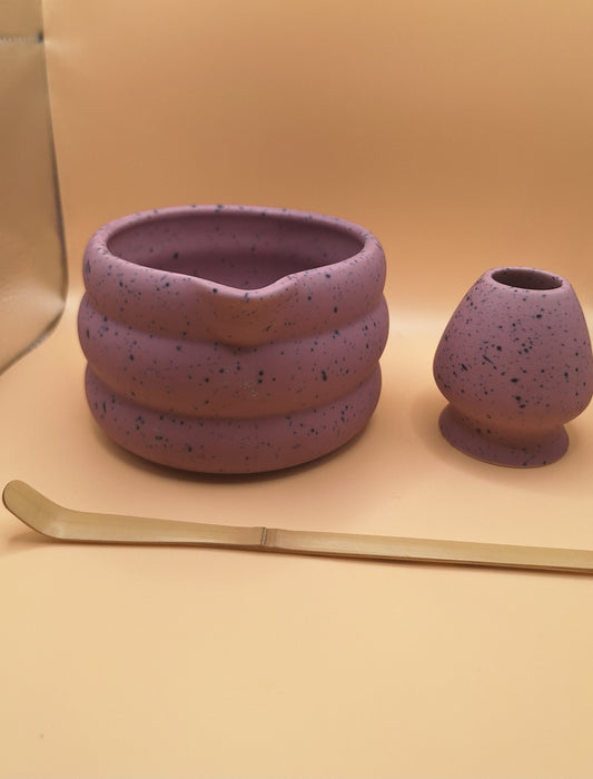 🟣🌌 Set Matcha 2 pièces “Ame No Yoru” 雨の夜 – Nuit de Pluie Pourpre