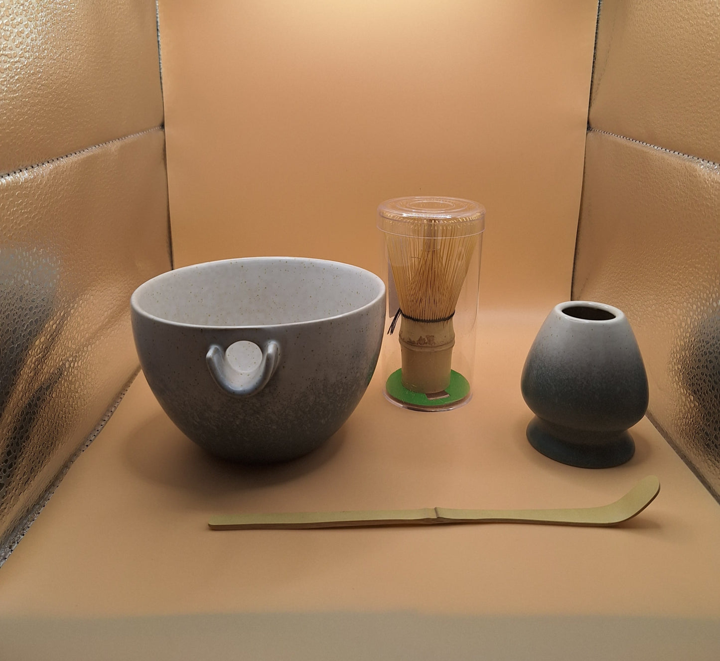 "Yūgure no Michi" — 4-Piece Ceramic Matcha Set Special Edition Black & White Gradient