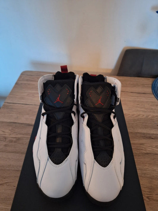 Jordan True Flight - White/Black/Red - Size 44 new