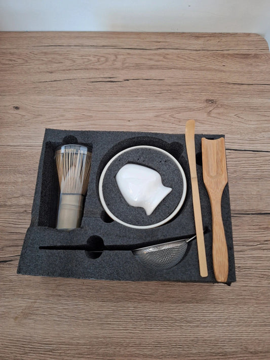 Shirokage (白影) — White Purity Matcha Ceremonial Box