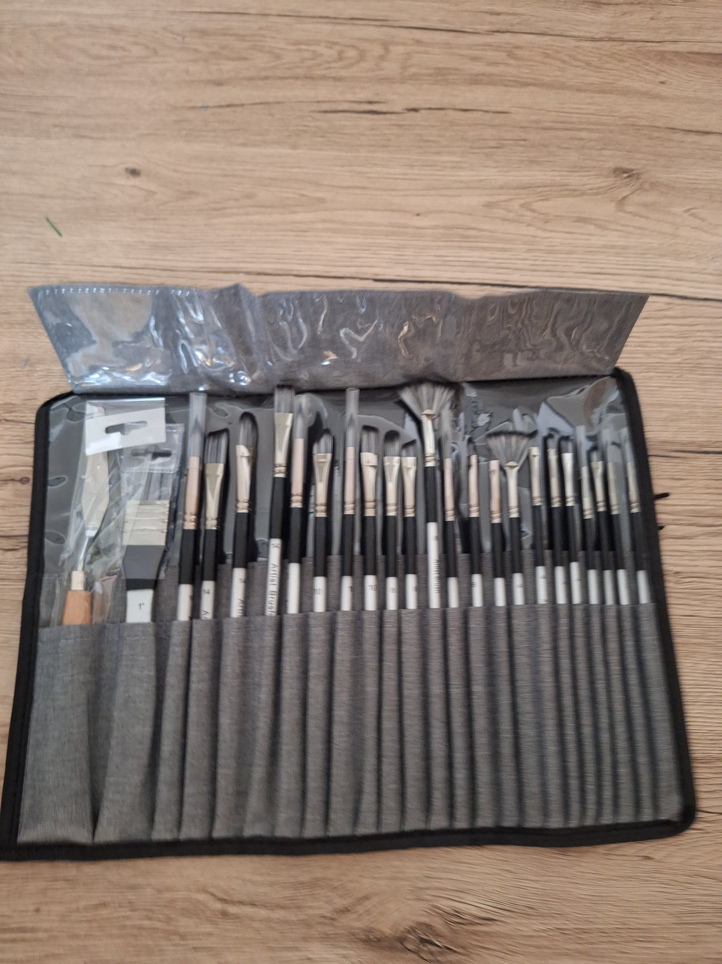 🎨Ensemble de 24 Pinceaux d'Art professionnels avec Couteau de Palette et Sac de Peinture Neuf
