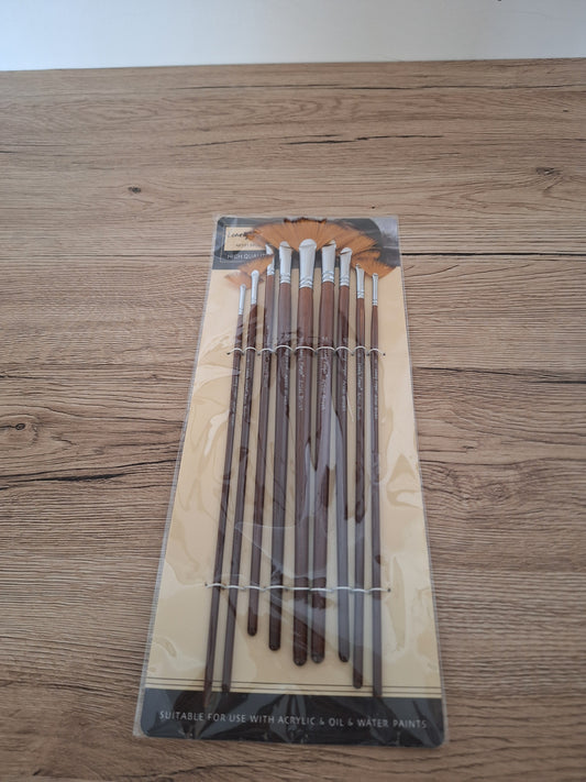 Set of 9 Quality Long Brushes – Pro &amp; Versatile 🎨