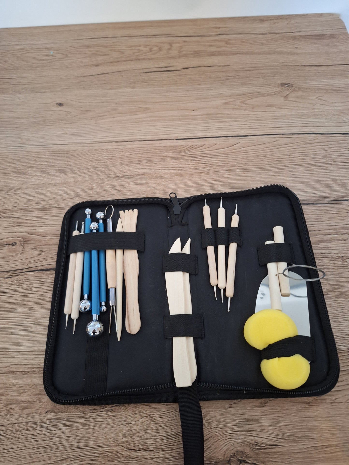 🎨 Superbe Ensemble de 18 Outils de Sculpture - Poterie pour Céramique & Argile – Étui de Rangement