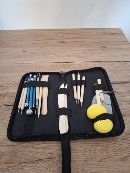 🎨 Superbe Ensemble de 18 Outils de Sculpture - Poterie pour Céramique & Argile – Étui de Rangement