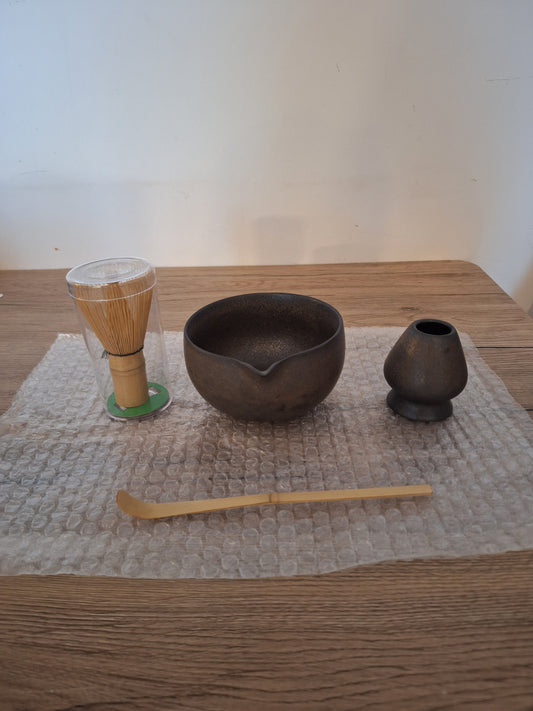 Wabi-Sabi (侘寂) 4-piece matcha tea set – Shadow bursts