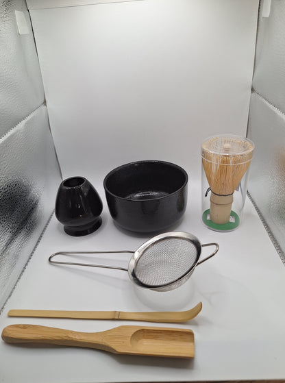 Sumi no Chakai 墨の茶会 – The Art of Deep Black Matcha