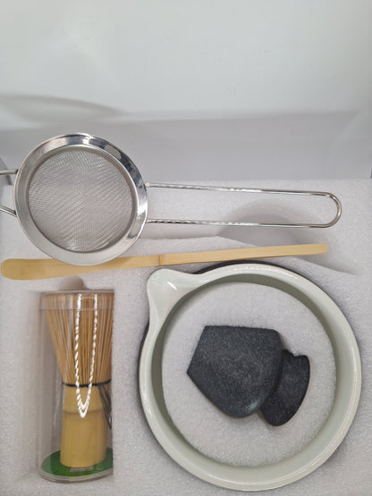 Kuronami (黒波) — Black Wave Matcha Box