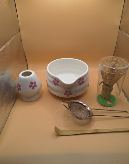 Hanami no Shiro( 花見の城) - Kit Cérémonial Matcha  – Élégance florale fleur de cerisier