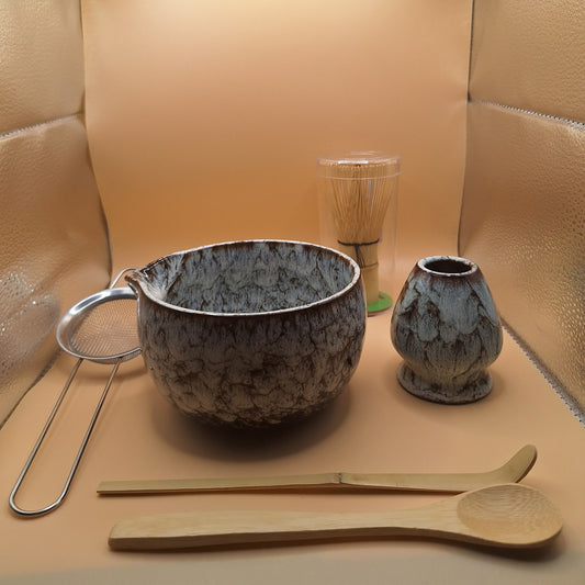 🍃 Set de Matcha 6 Pièces Céramique – Iwagumo 岩雲 “Nuage de pierre”