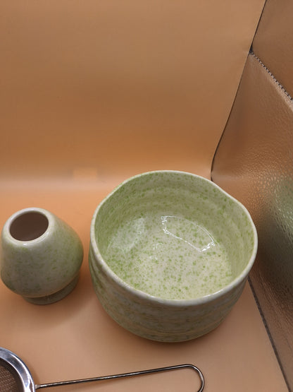🟢 **Set Matcha 5 pièces – Mekimeki (メキメキ) Le Pointilliste
