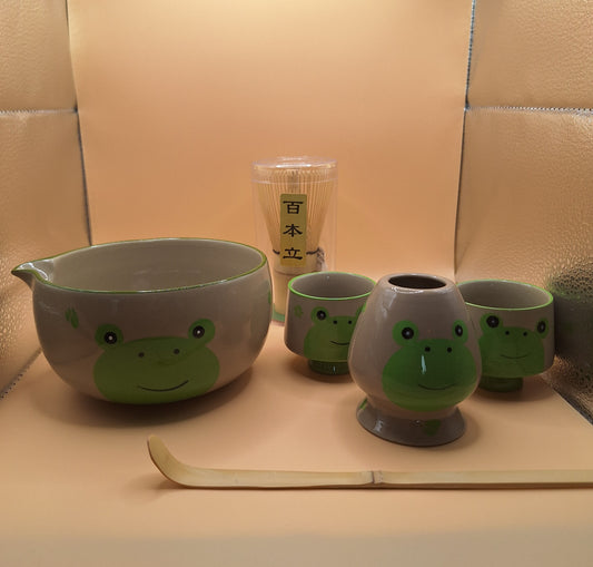 🐸 Matcha Set 6 pieces - Kaeru (カエル) The happy frog