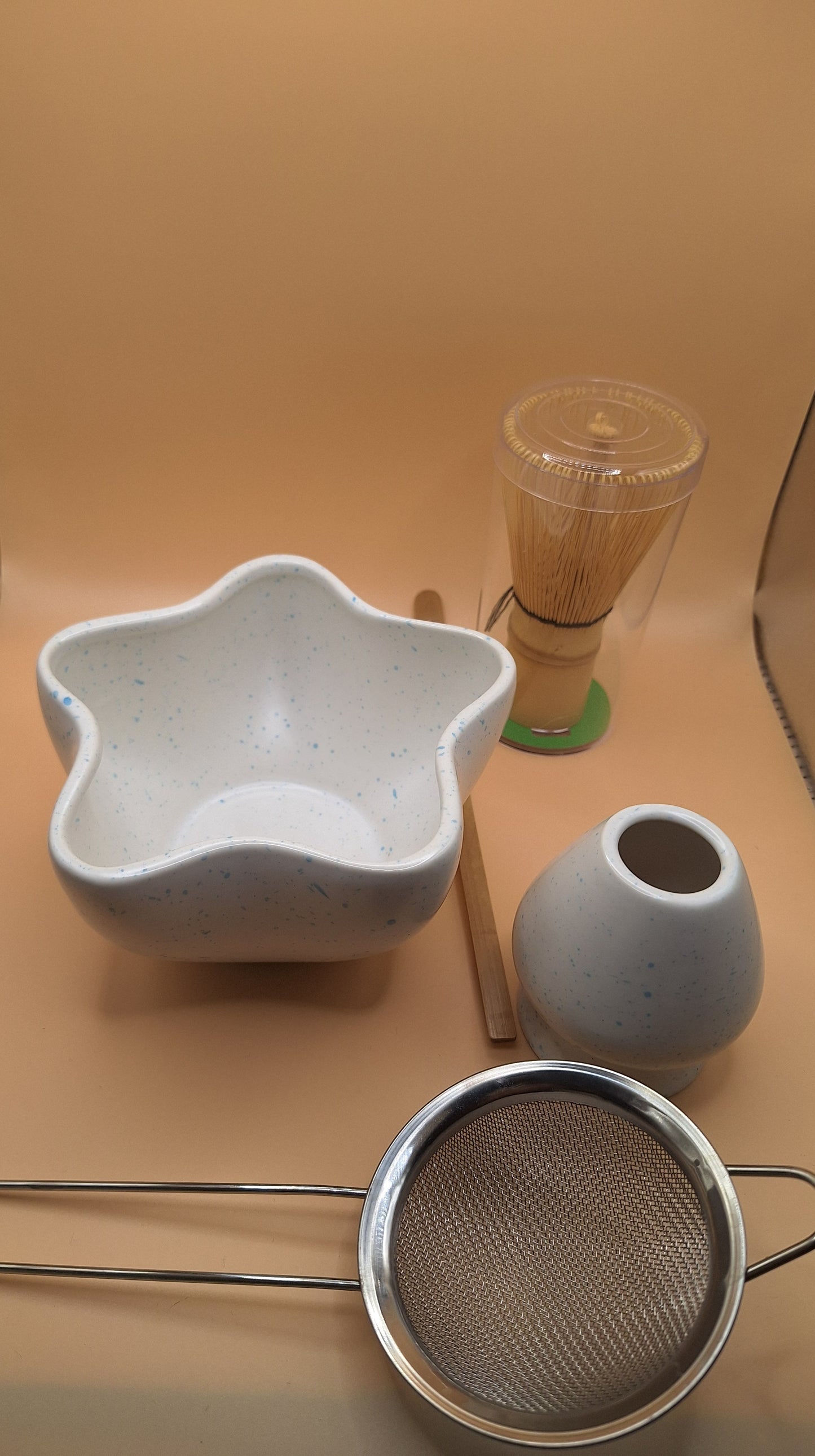 🌸 Set de Matcha Japonais 4 pièces en céramique  “Hoshi no Umi” – 海の星 (Étoile de Mer) 🌸