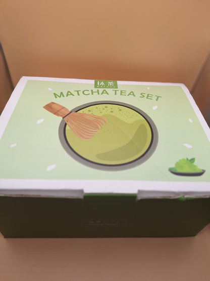 🌸 Set de Matcha Japonais 4 pièces en céramique  “Hoshi no Umi” – 海の星 (Étoile de Mer) 🌸