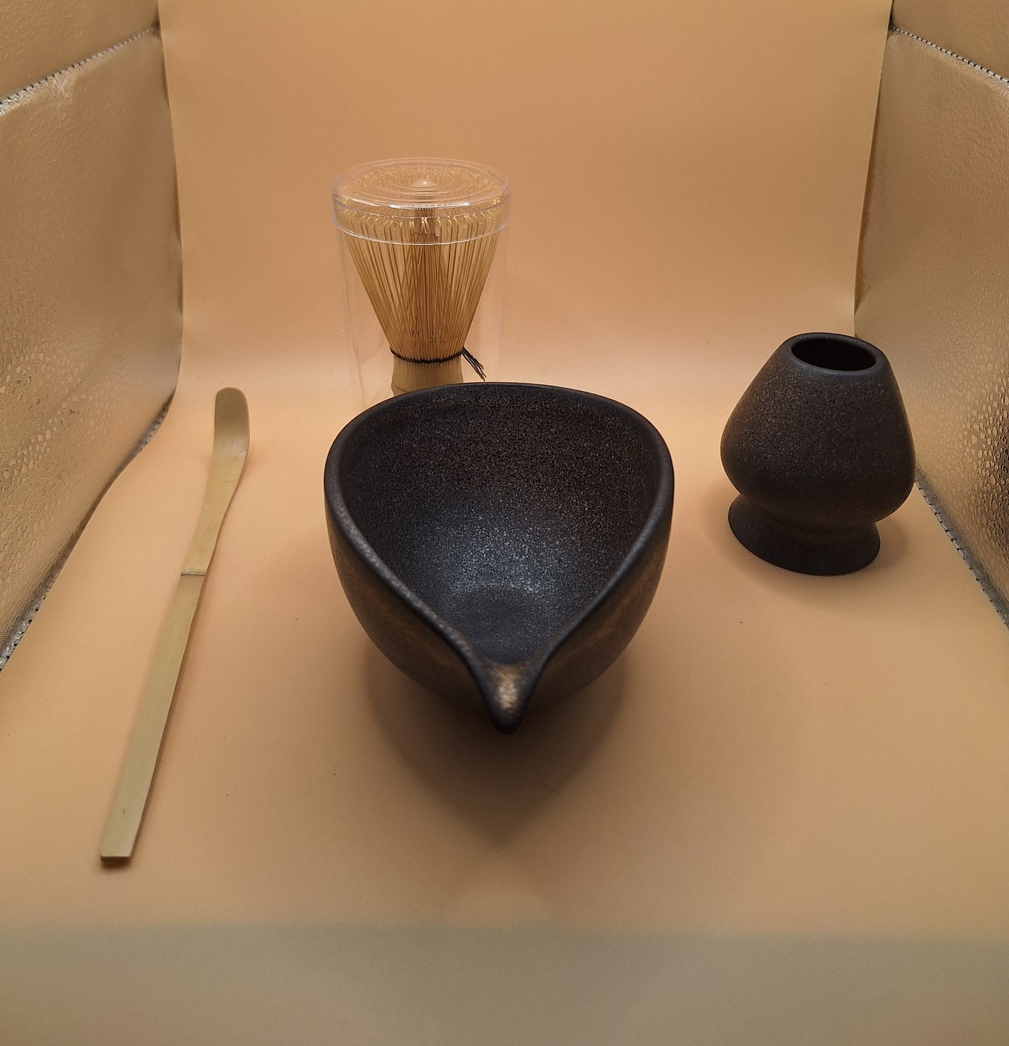 Wabi-Sabi (侘寂) Set 4 pièces pour thé matcha – Éclats d'ombre