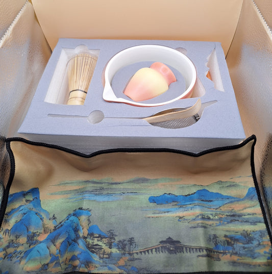 🍊✨ "Yōkō no Nami" 陽光の波 – Vague de lumière - Kit de matcha 7 pièces