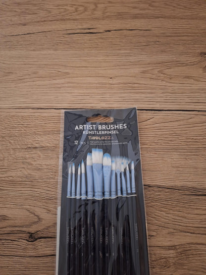 Premium 12-Piece Artist Brush Set – For All Your Artistic Creations 🎨