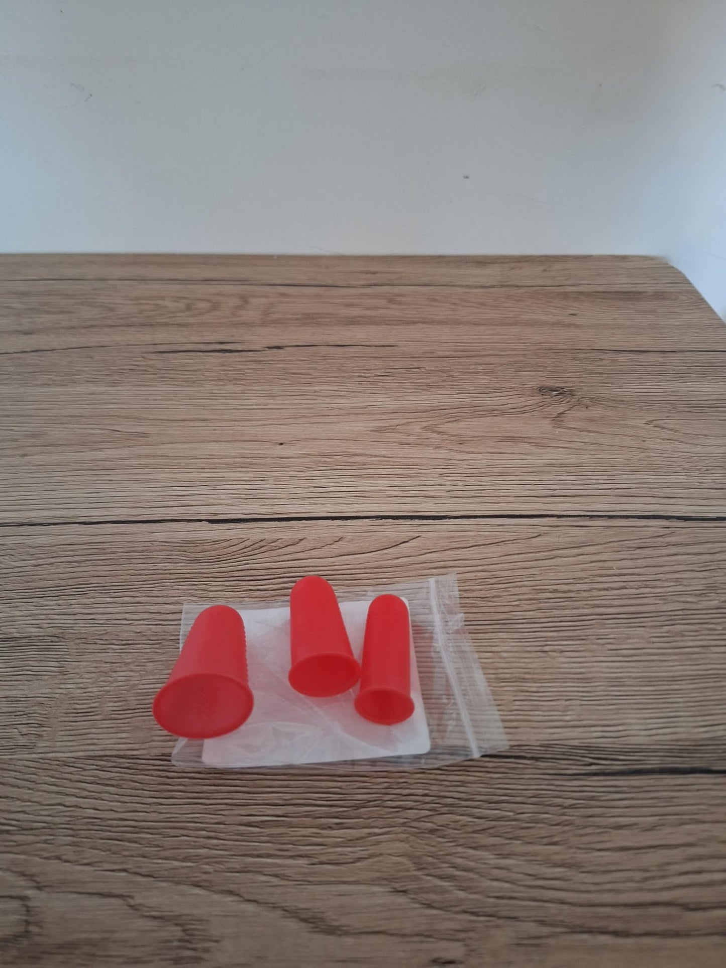 🎨 3 Pack Silicone Finger Protectors for Hot Glue Guns - Choice of Colors