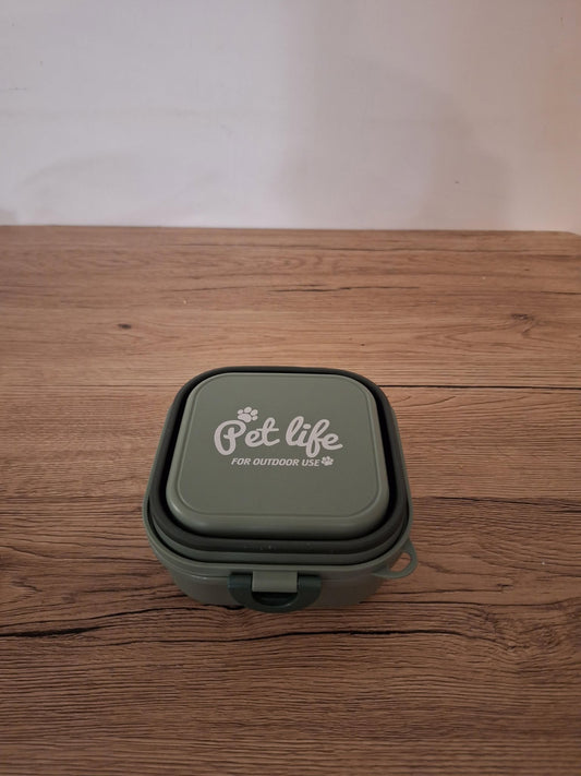 2-in-1 Portable Dog Bowl - Pet Dancer Green | Height: 7 cm