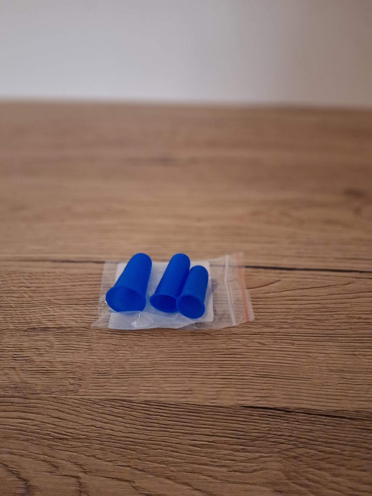 🎨 3 Pack Silicone Finger Protectors for Hot Glue Guns - Choice of Colors