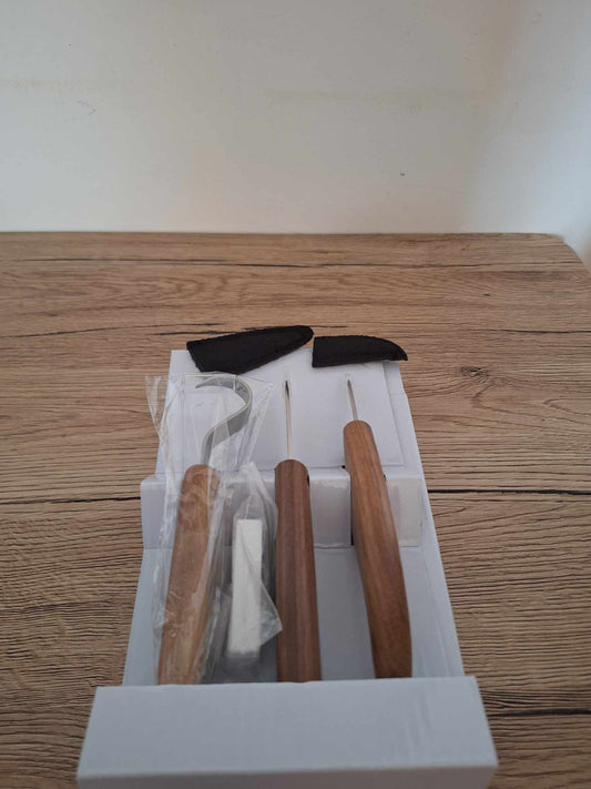 🔪 Set of 3 Walnut Wood Carving Knives – Chrome Vanadium Steel 🌿
