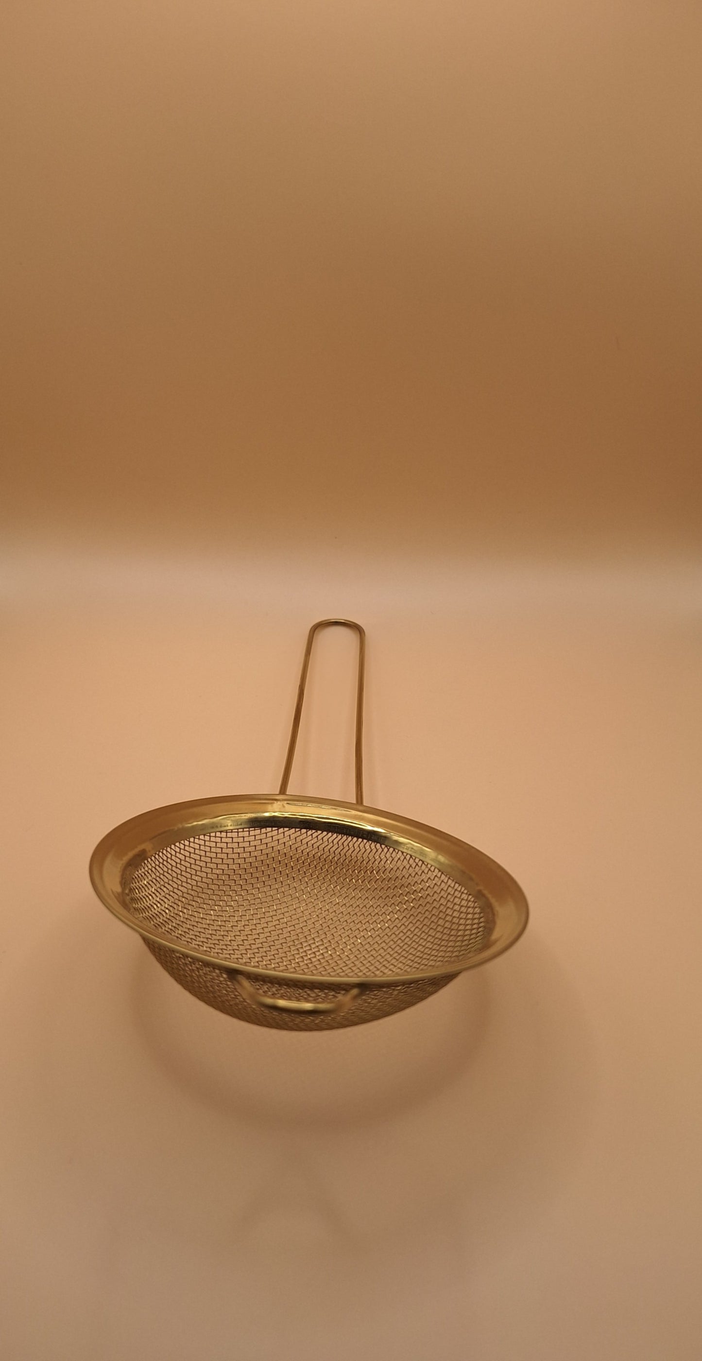 ✨ Tamis à Matcha – Acier Inox Doré