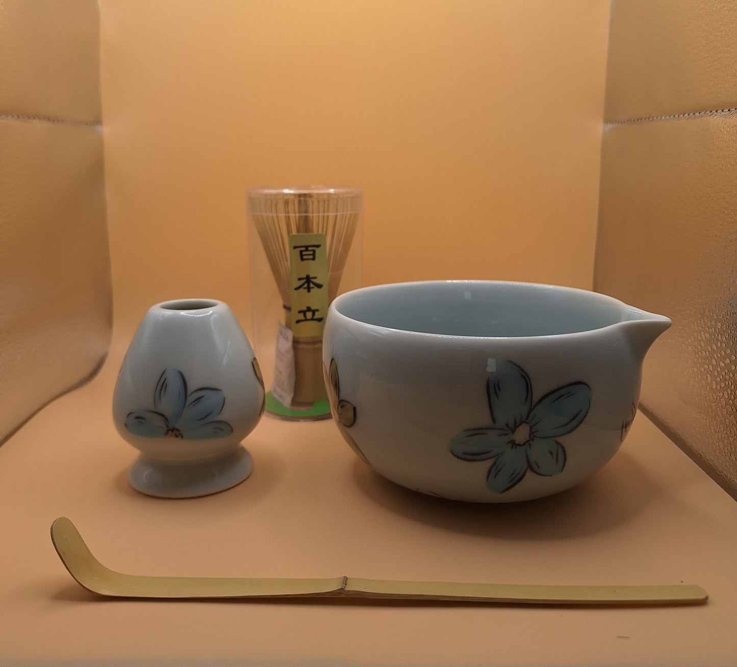 💠Kit de Matcha en Porcelaine « Hana no Kori » 花の氷  Fleurs glacées (4 pièces)