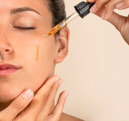 ✨ Enhanceur d’Éclat Naturel – Facial Glow Serum
Vitamine C • Niacinamide • Matcha Cérémonial - Matcha&Co