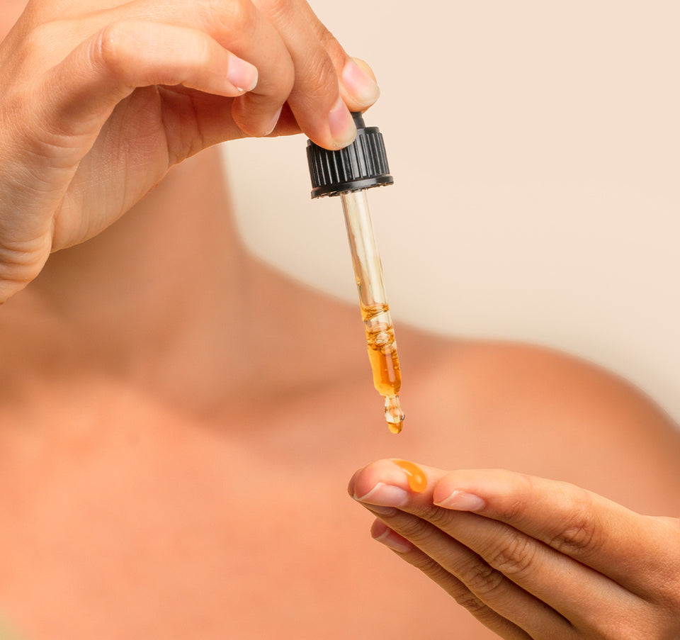 ✨ Enhanceur d’Éclat Naturel – Facial Glow Serum
Vitamine C • Niacinamide • Matcha Cérémonial - Matcha&Co