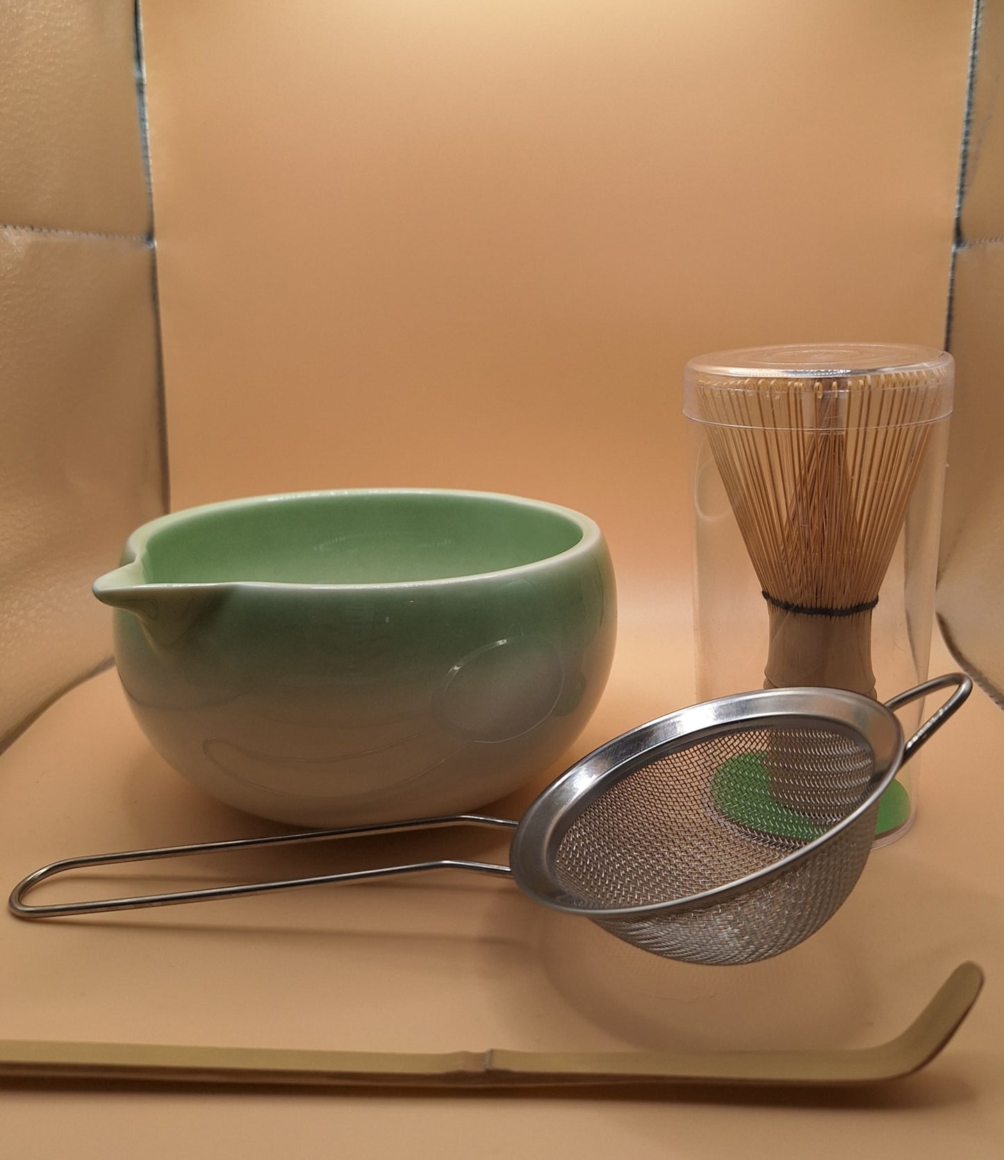 🌿🍶Kit de matcha 4 pièces -  Ryokushiro – 緑白 Harmonie végétale & lumière vanillée