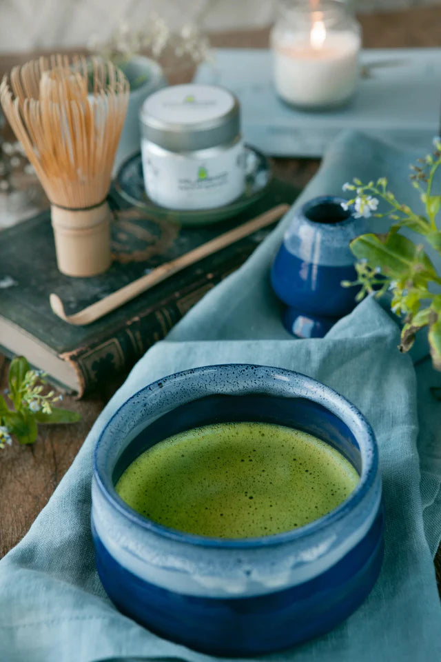 🍃✨ Bol à matcha chawan traditionnel en Porcelaine  – Série “Écume” - Kumiko Matcha - Édition limitée