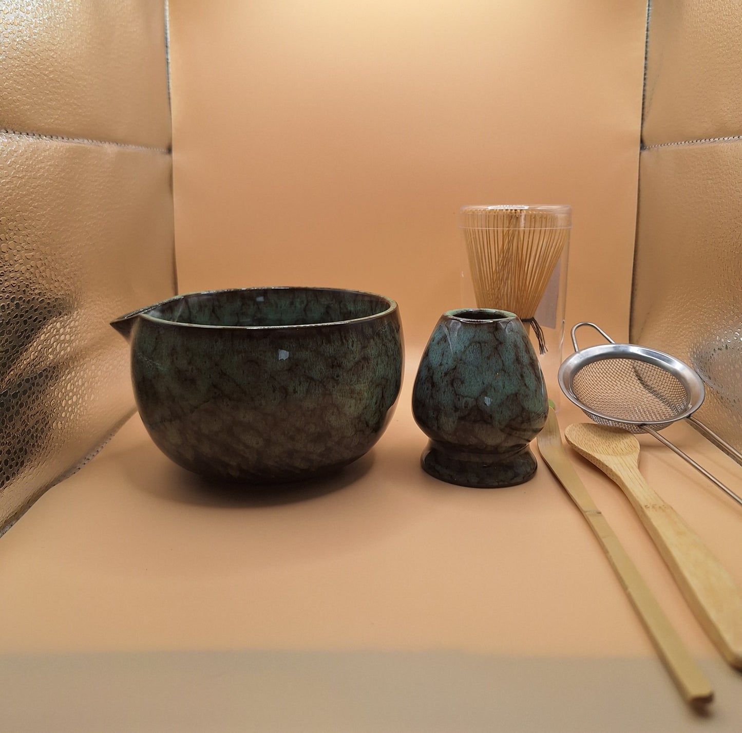 🍵 6-piece ceramic Matcha set – Kurohana 黒華 | Dark flower and mineral shine