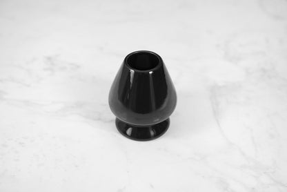 🍃 Porte-fouet à matcha Naoshi – Porcelaine de haute qualité- Kumiko Matcha